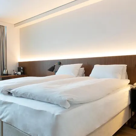 Radisson Blu Saga Hotel,