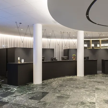 Radisson Blu Saga Hotel, 4*