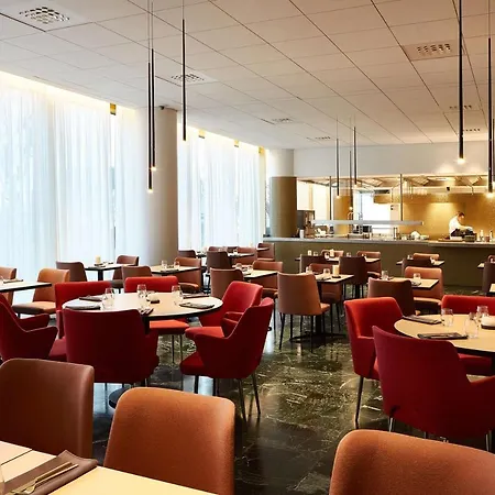 Radisson Blu Saga Hotel, Hotel 4*